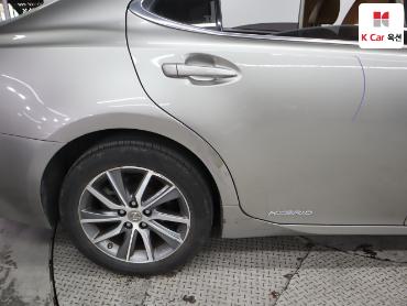 2018 - lexus es300h