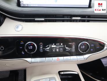 2024 - genesis gv70