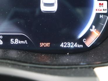 2024 - genesis gv70
