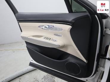 2024 - genesis gv70