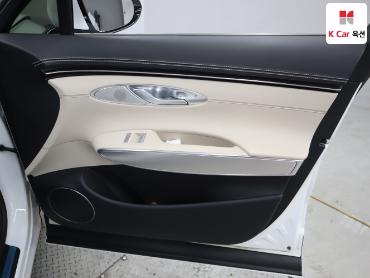 2024 - genesis gv70