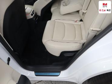 2024 - genesis gv70
