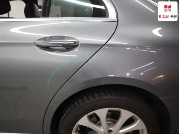 2019 - mercedes-benz e220d
