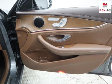 2019 - mercedes-benz e220d