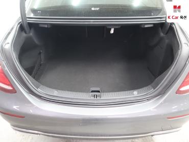 2019 - mercedes-benz e220d