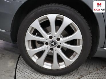 2019 - mercedes-benz e220d