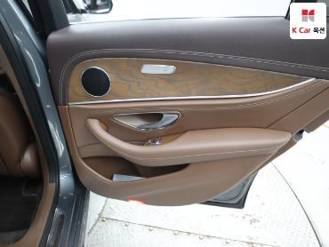 2019 - mercedes-benz e220d