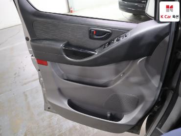 2017 - hyundai grand starex
