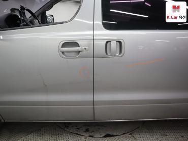 2017 - hyundai grand starex