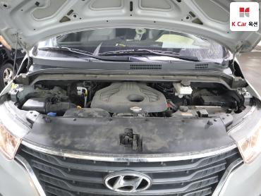 2021 - hyundai grand starex