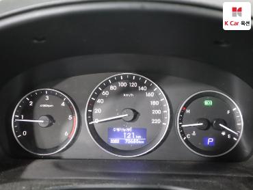 2021 - hyundai grand starex