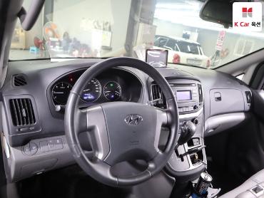 2021 - hyundai grand starex