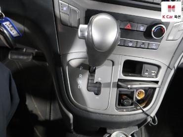 2021 - hyundai grand starex