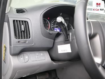 2021 - hyundai grand starex