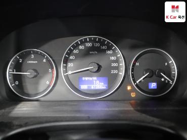 2021 - hyundai grand starex