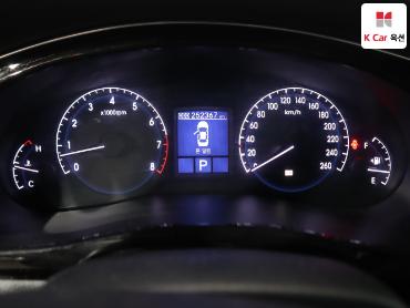 2013 - hyundai bh330