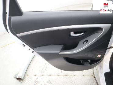 2016 - hyundai i30