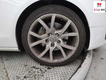 2010 - audi a5