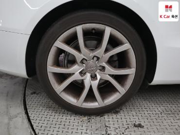 2010 - audi a5