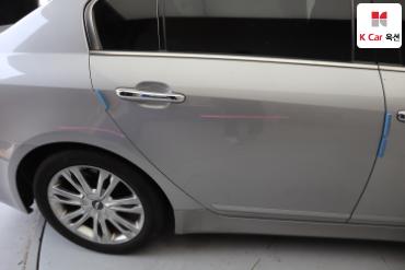 2012 - hyundai bh330