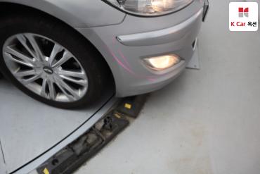 2012 - hyundai bh330