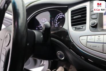 2012 - hyundai bh330