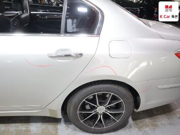 2009 - hyundai bh330