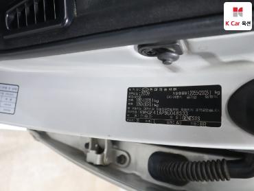 2009 - hyundai bh330