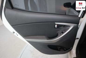 2013 - hyundai avante