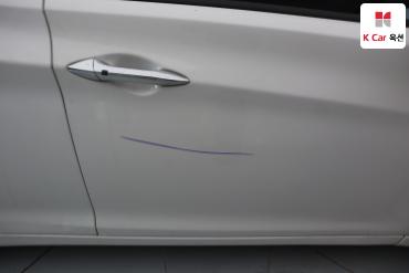 2013 - hyundai avante