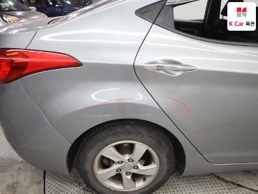 2013 - hyundai avante