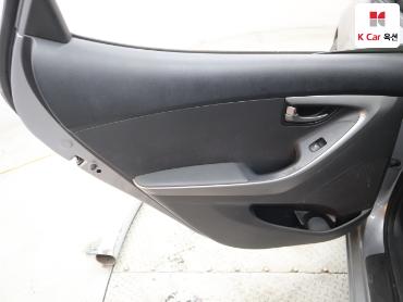 2013 - hyundai avante