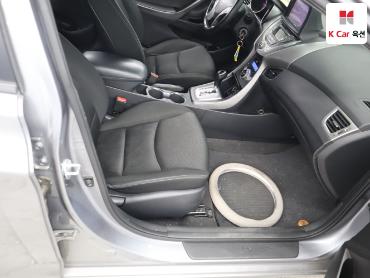 2013 - hyundai avante