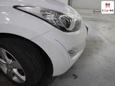 2011 - hyundai avante