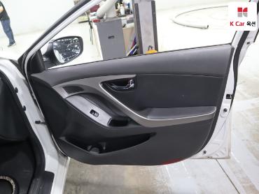 2011 - hyundai avante
