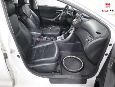 2011 - hyundai avante