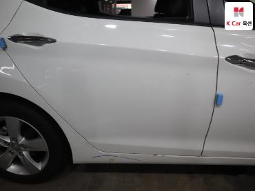 2011 - hyundai avante