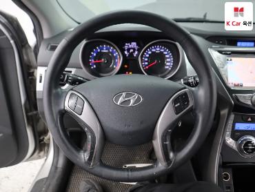 2013 - hyundai avante