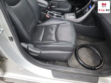 2013 - hyundai avante