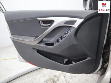 2013 - hyundai avante