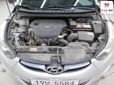 2013 - hyundai avante