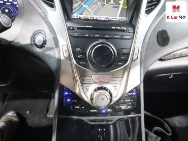 2011 - hyundai grandeur