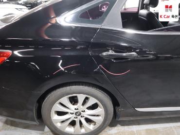 2011 - hyundai grandeur