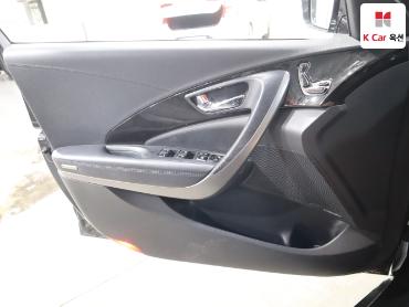 2011 - hyundai grandeur