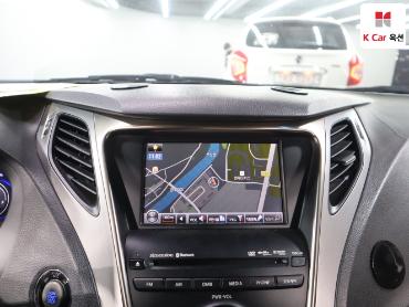 2011 - hyundai grandeur