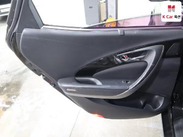 2011 - hyundai grandeur