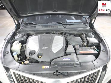 2011 - hyundai grandeur