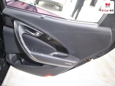 2011 - hyundai grandeur