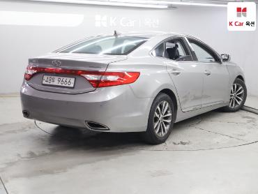 2012 - hyundai grandeur