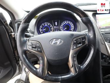 2012 - hyundai grandeur